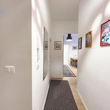 Imbriani 4s Tirabora Short Rent *